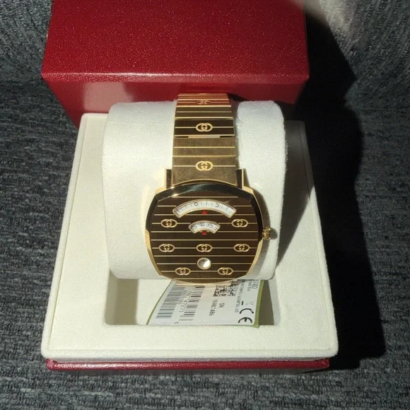 Gucci Women’s Montecarlo Grip Stainless Steel Bracelet 38mm - Picture 2 of 10